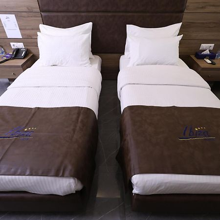 Ibiza Hotel Jounieh Ngoại thất bức ảnh