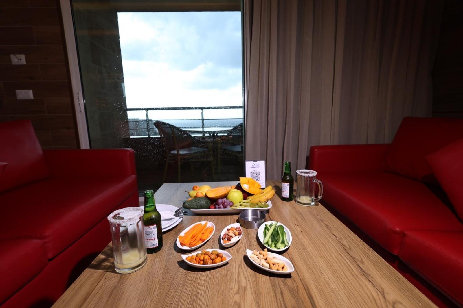 Ibiza Hotel Jounieh Ngoại thất bức ảnh