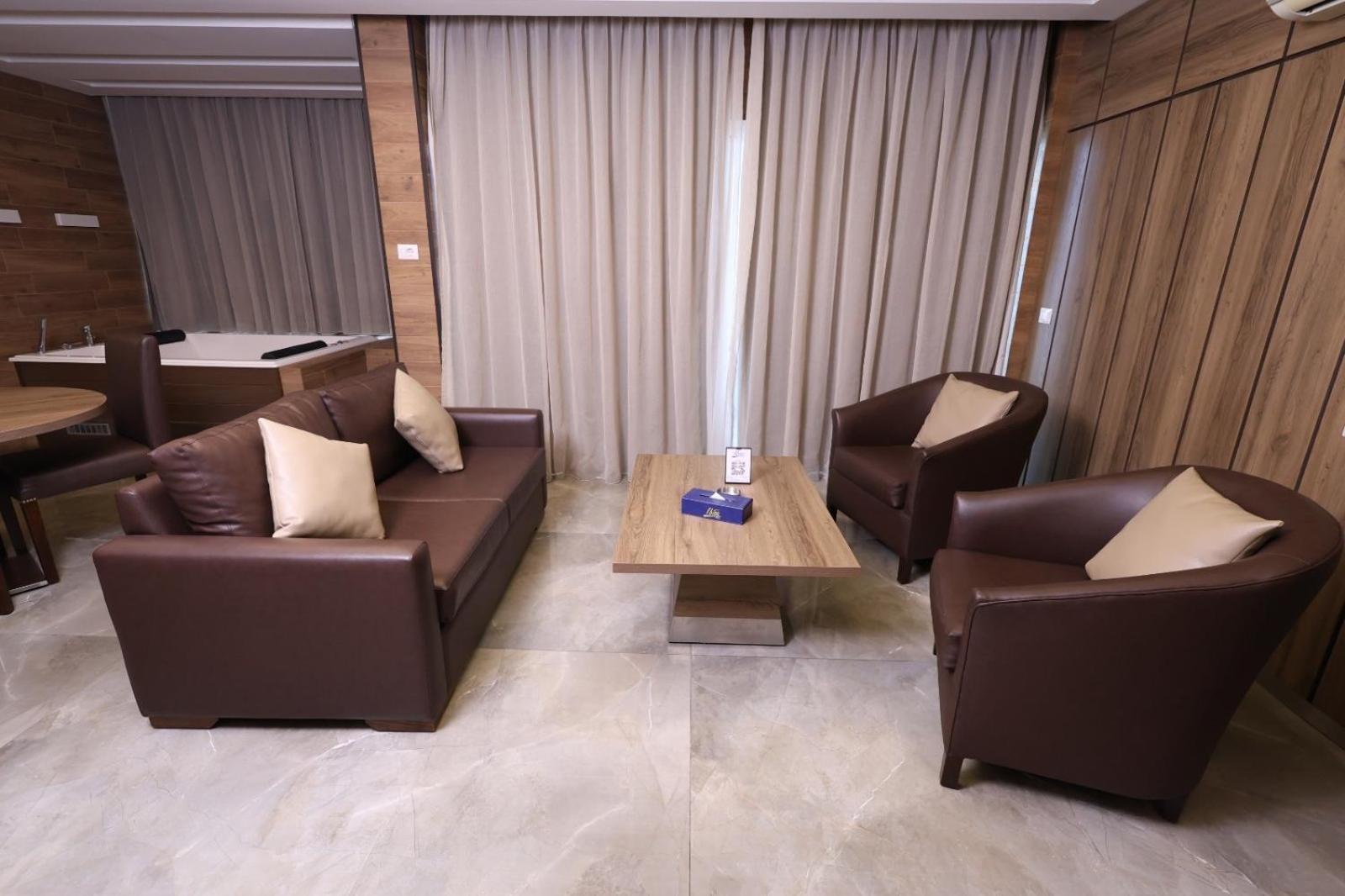 Ibiza Hotel Jounieh Ngoại thất bức ảnh