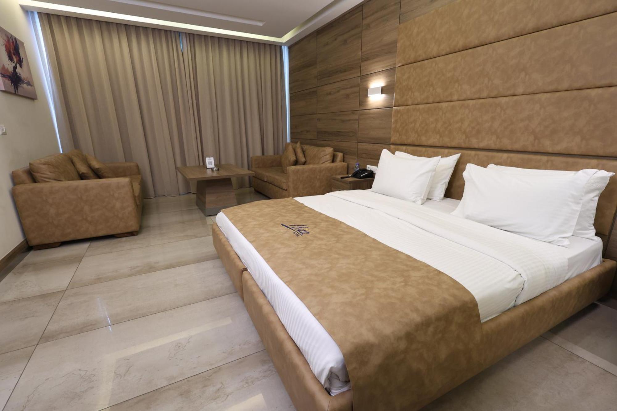 Ibiza Hotel Jounieh Ngoại thất bức ảnh